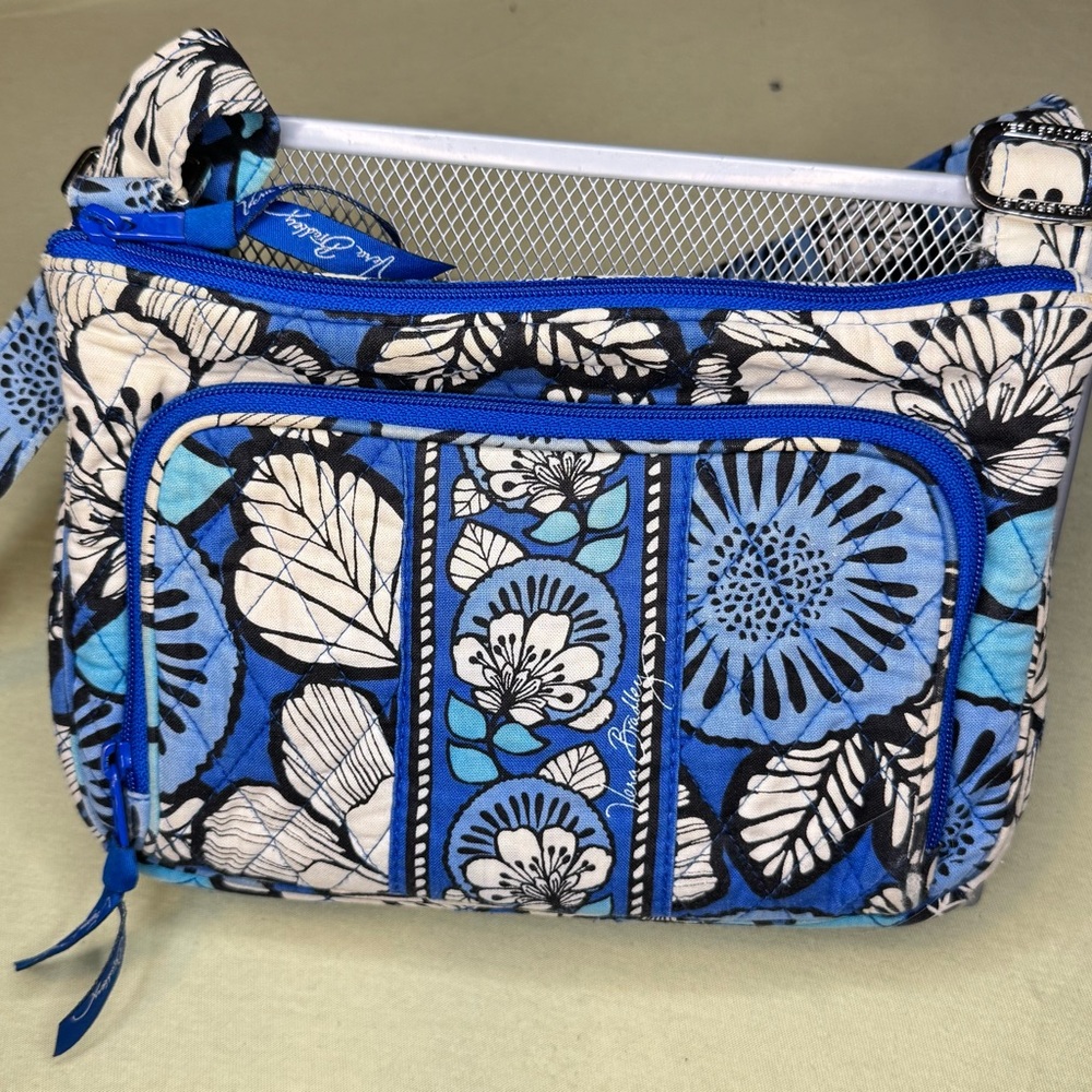 Vera Bradley Blue Bayou side purse
